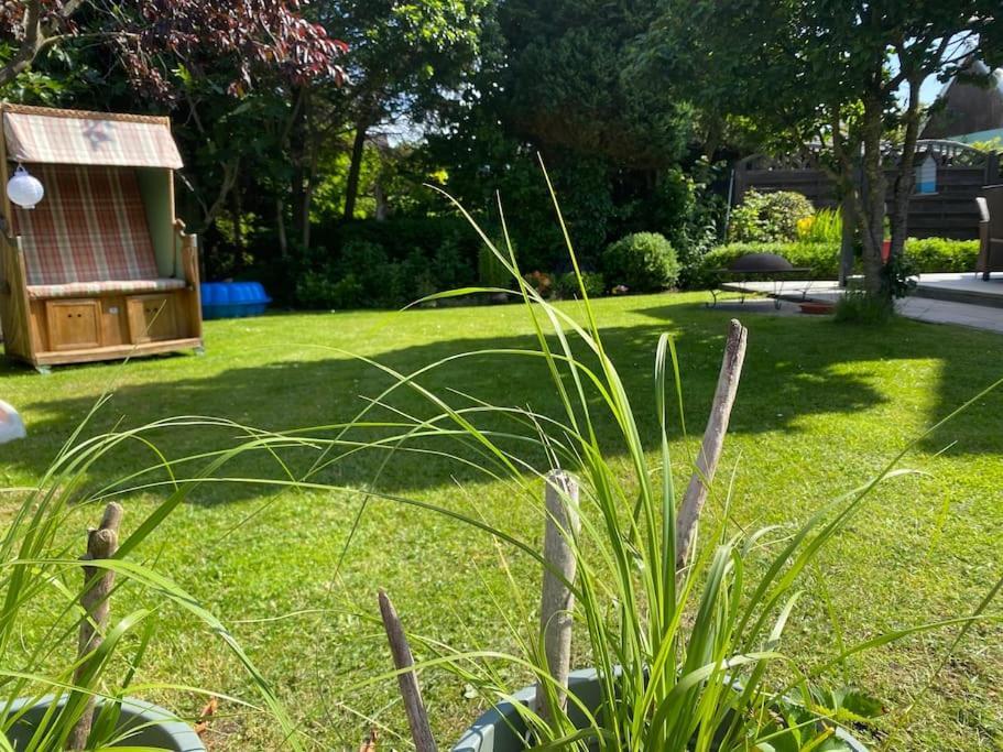 Urlaubsdomizil Norden/Norddeich, Mit Garten Екстериор снимка